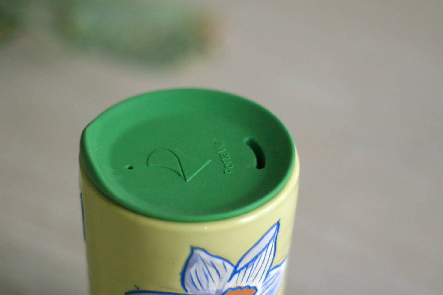 Chartreuse Daffodil Travel Mug | Green Lid