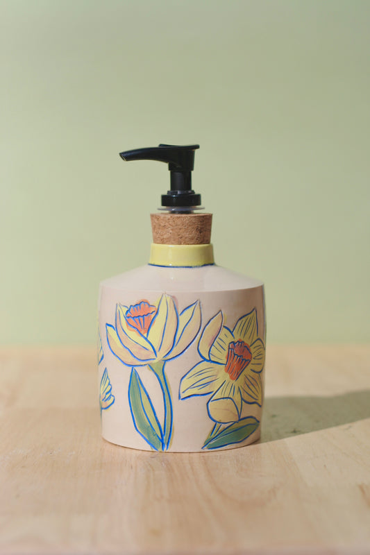 Daffodil Soap Dispenser 1