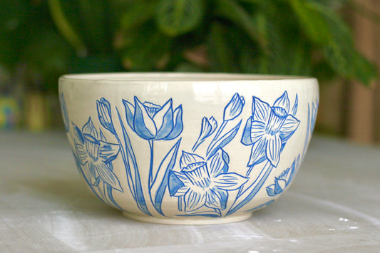 Blue Daffodil Serving Bowl